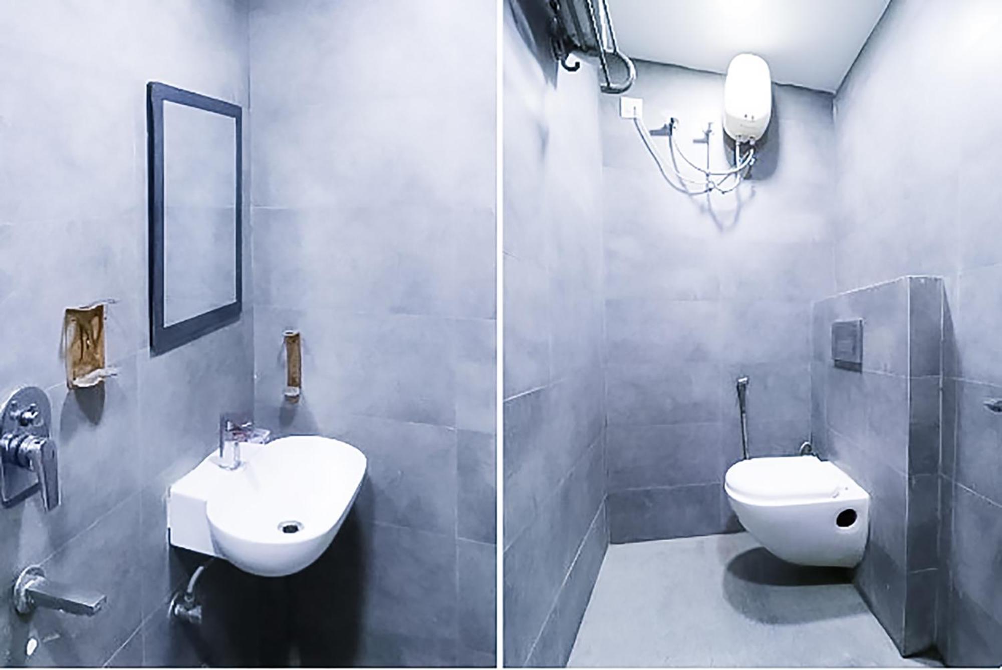 Hotel Roomshala 173 Royal Vinod Nagar 3*