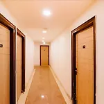 Roomshala 173 Royal Inn Vinod Nagar